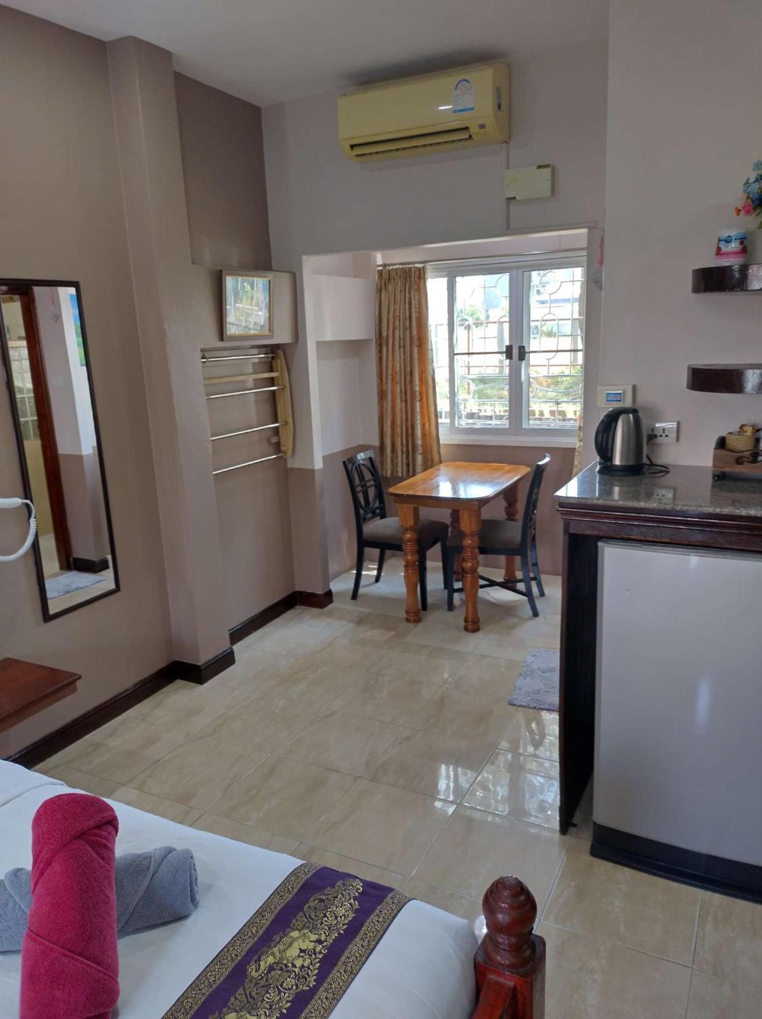 Mai Thai Guest House Khon Kaen Ngoại thất bức ảnh